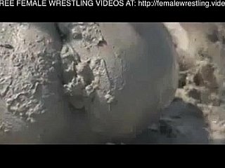 Girls wrestling in a difficulty soot